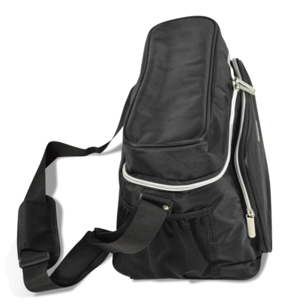 Kühltasche im geschlossenen Zustand von der Seite fotografiert